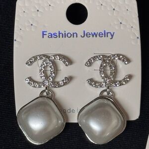 Silver Crystal Square Pearl Earrings 1.75 Inch